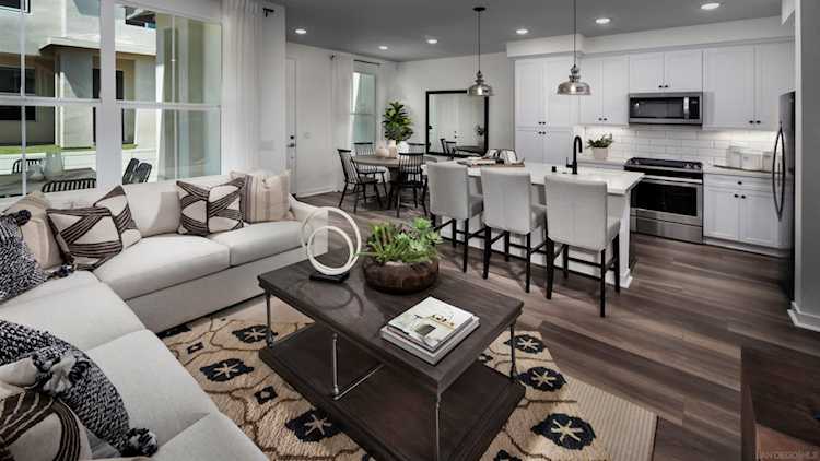 13075 Olympus Circle #3 Poway, CA 92064