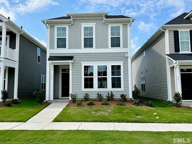 177 Buckhorn Branch Park #157 Clayton, NC 27520