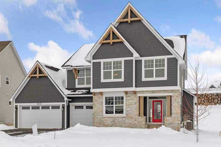 5410 Rolling Hills Parkway Victoria, MN 55318