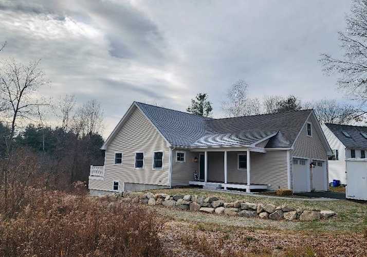 2 Nelson Dr Exeter, NH 03833