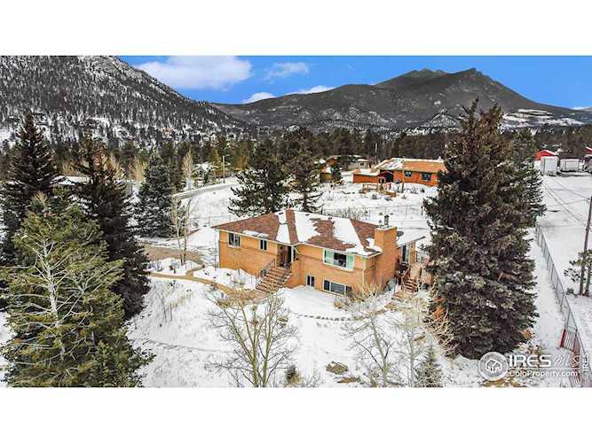 1451 Cedar Ln Estes Park, CO 80517