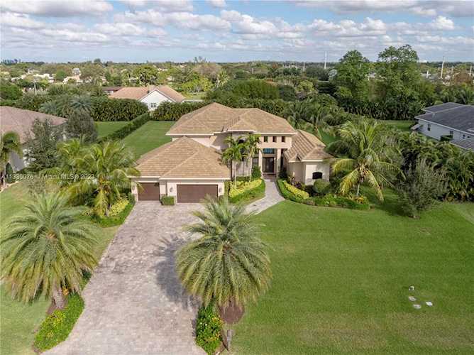 11231 NW 19th Ct Plantation, FL 33323