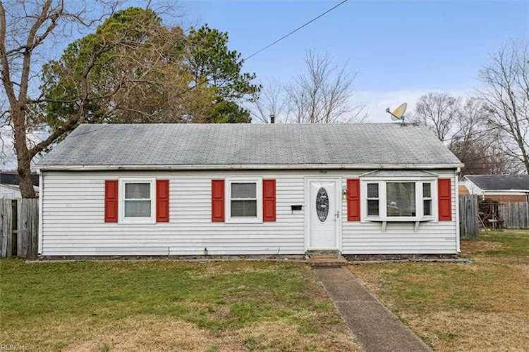 1905 Moger Dr Hampton, VA 23663