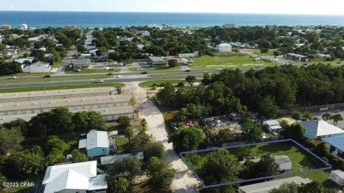 519 Sandy Ln Panama City Beach, FL 32413