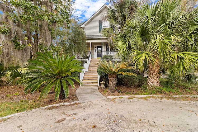 Home For Sale in Quigley Farms Meggett Charleston. 4169 Cobbler Drive.| Matt O’Neill Real Estate Photo 1