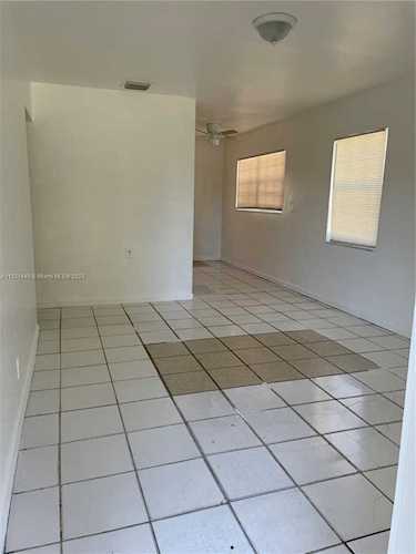 833 NW 4th Ave Fort Lauderdale, FL 33311