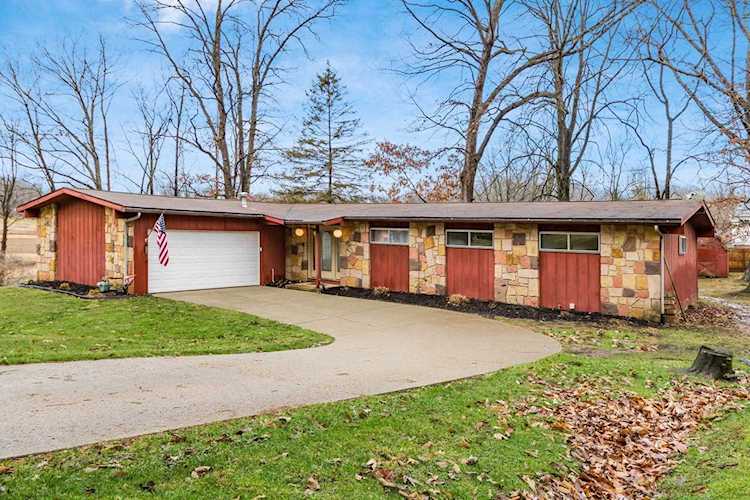 1720 Fir Court Heath, OH 43056