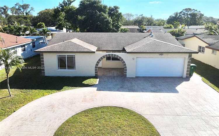 6310 SW 35th Ct Miramar, FL 33023
