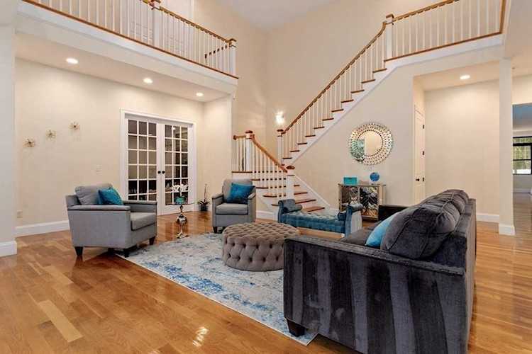 52 W Ox Pasture Ln in Rowley, MA - Century 21 New England Photo 1