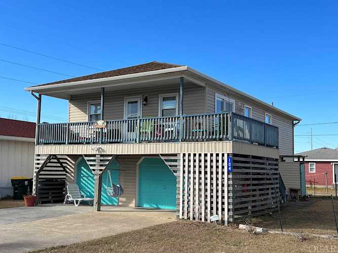 104 E Goddard Avenue Kill Devil Hills, NC 27948