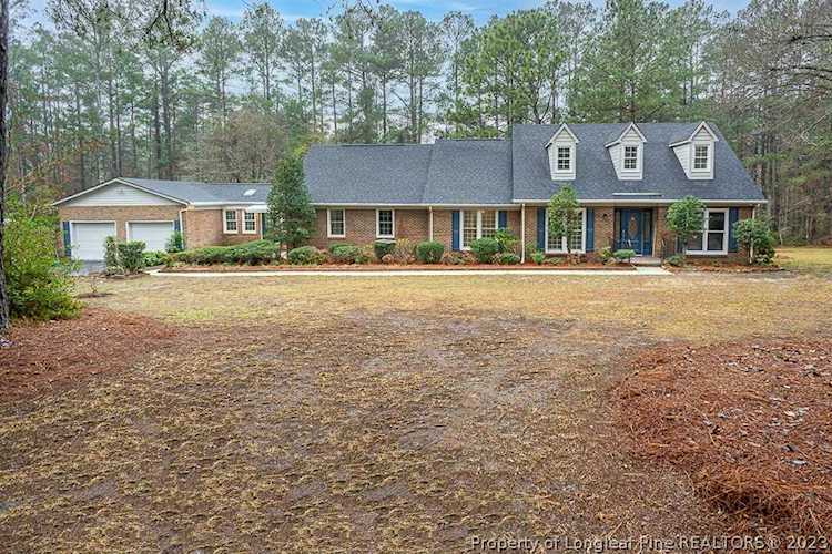 5326 Ole Cypress Springs Rd Hope Mills, NC 28348