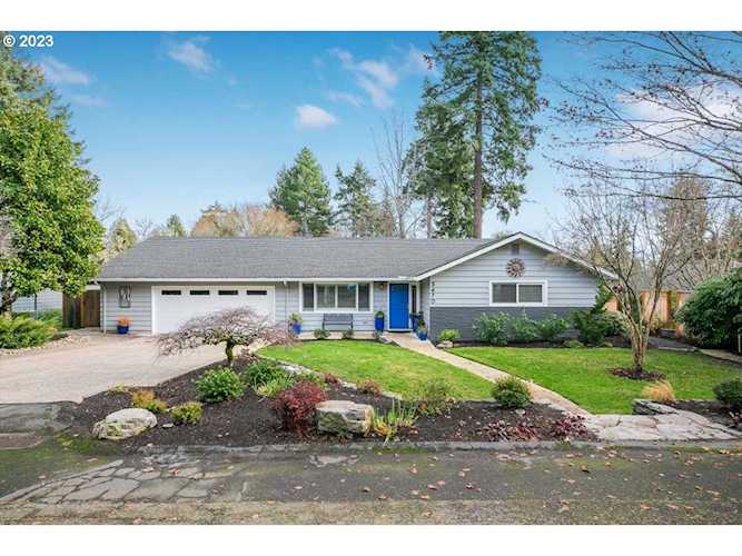 3470 SW Ridgewood AVE Portland, OR 97225