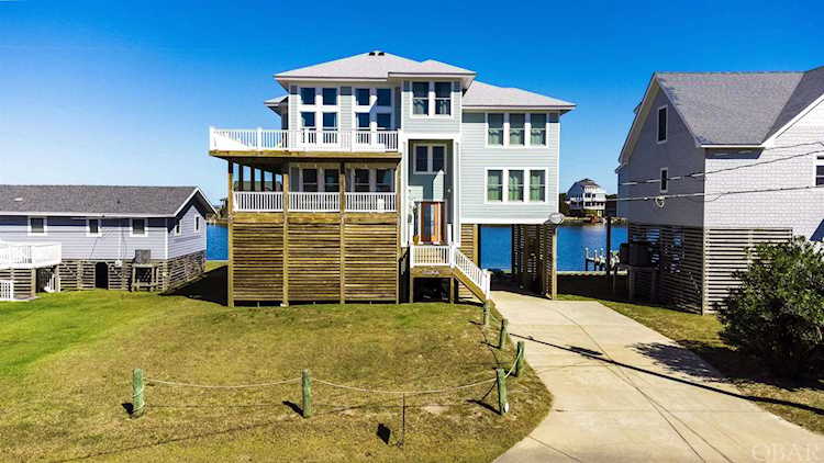 50256 Kings Point Drive Frisco, NC 27936