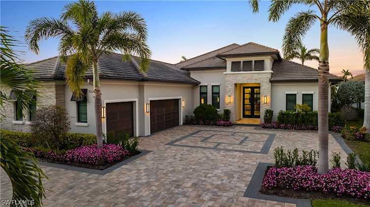 16443 Seneca Way Naples, FL 34110