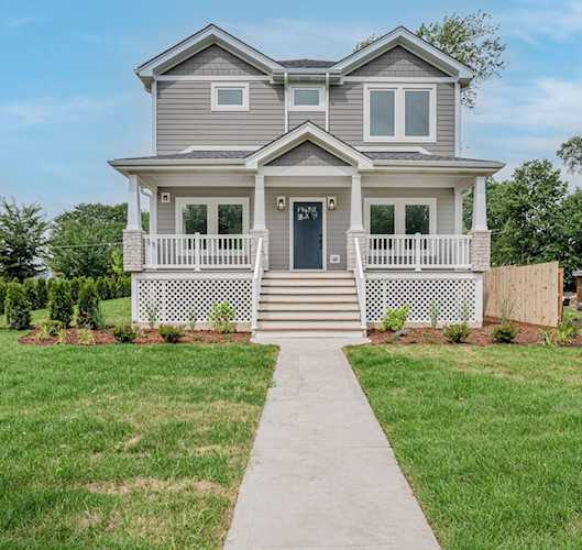 240 S Washington St Westmont, IL 60559