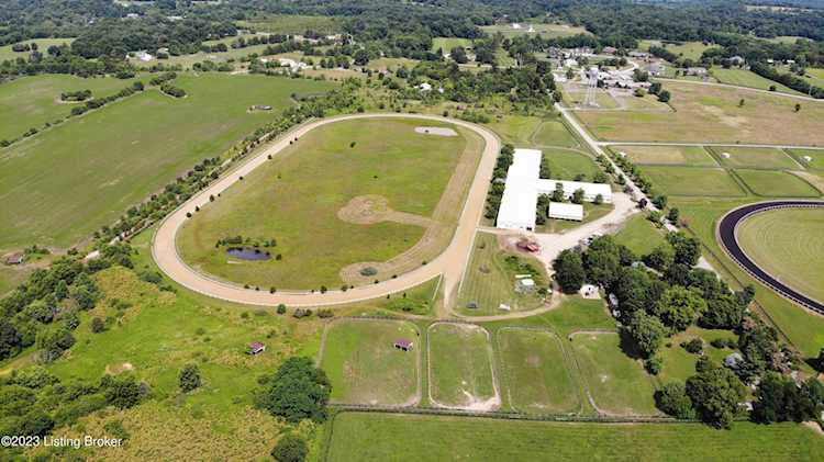 000 Liberty Ln Goshen, KY 40026