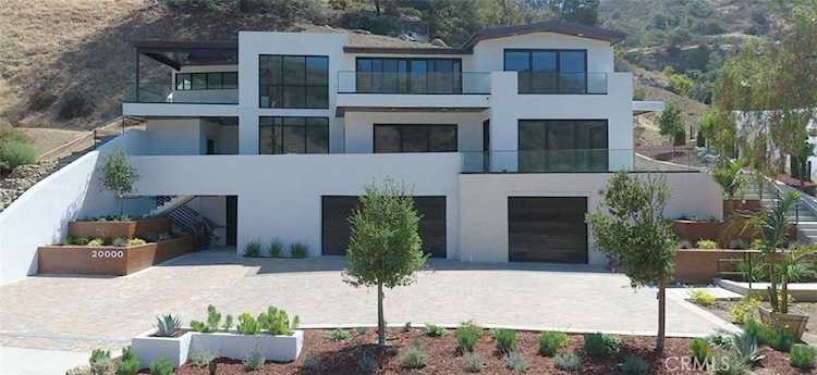 20000 Laguna Canyon Rd #D Laguna Beach, CA 92651 | MLS OC23012122 Photo 1