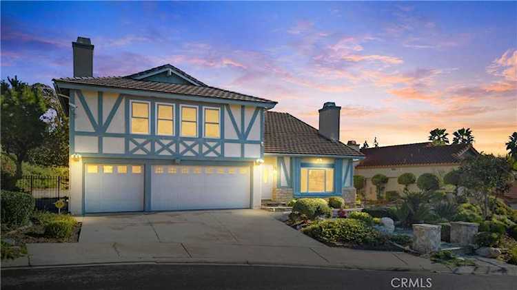 5118 Via Samuel Yorba Linda, CA 92886
