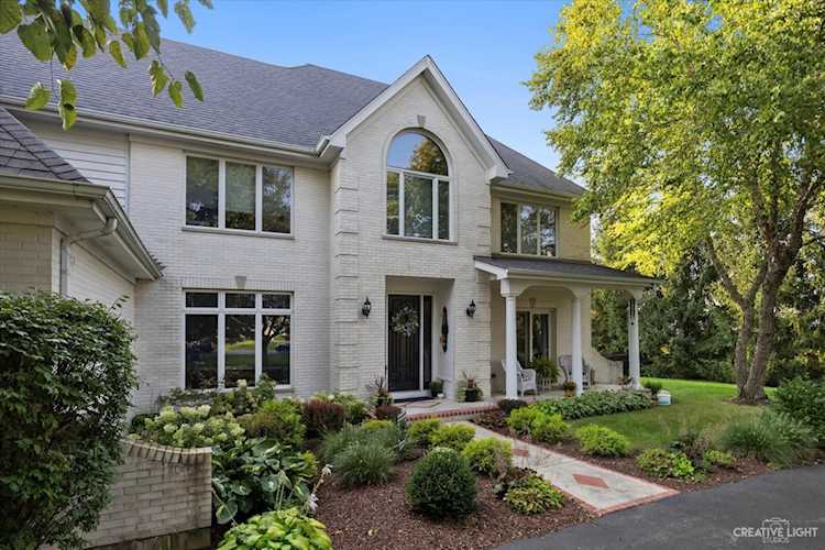 6N584 Glenwood Dr St. Charles, IL 60175