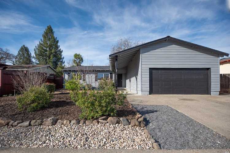 995 Estes Drive Santa Rosa, CA 95409