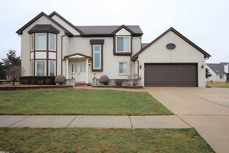 4853 Corriander Dr Sterling Heights, MI 48314