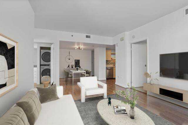 425 W Beech Street #618 San Diego, CA 92101
