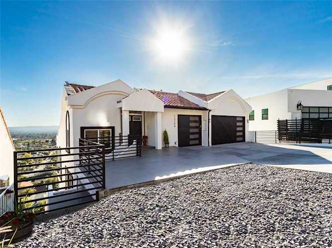 12254 Circula Panorama North Tustin, CA 92705