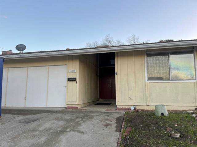 14403 High Pine Street Poway, CA 92064