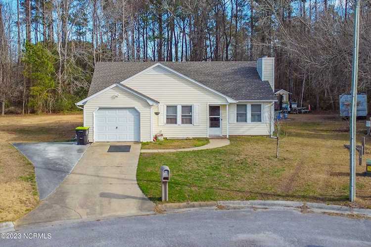 615 Crissy Drive Jacksonville, NC 28540 | MLS 100365960 Photo 1