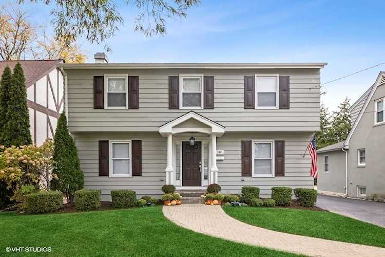 360 May Ave Glen Ellyn, IL 60137