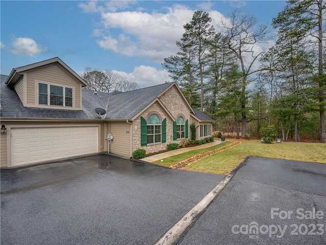 416 Summerfield Place Flat Rock, NC 28731