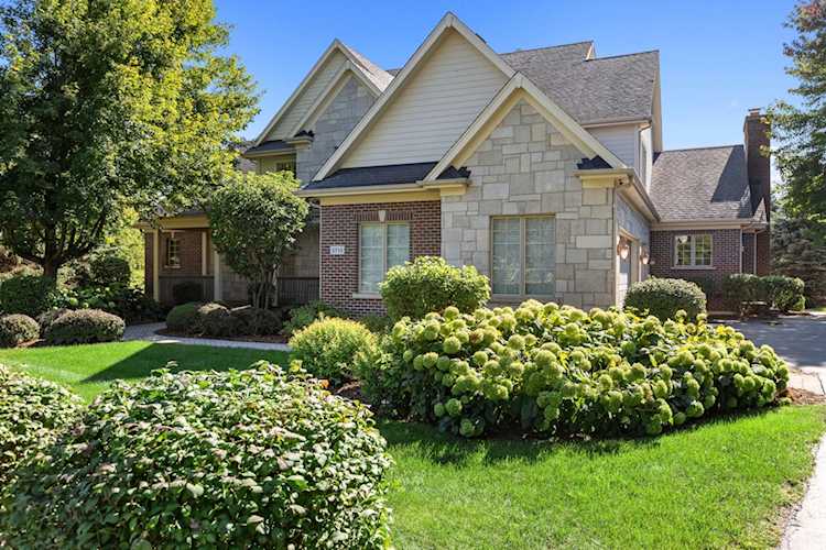 3715 W Conestoga Trl Crystal Lake, IL 60012