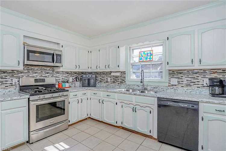 3427 Filly Run Chesapeake, VA 23323