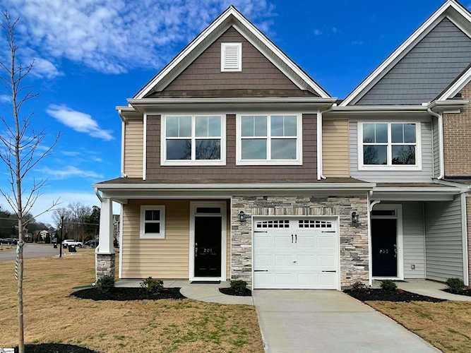 201 Brochaill Ct Piedmont, SC 29673