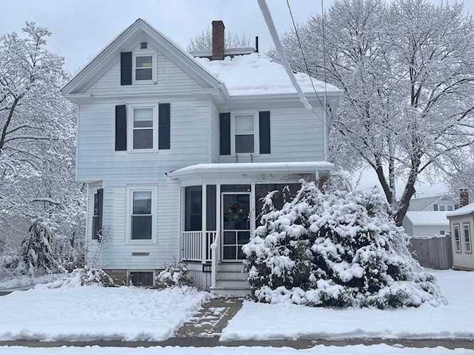 138 Mount Vernon St Dover, NH 03820