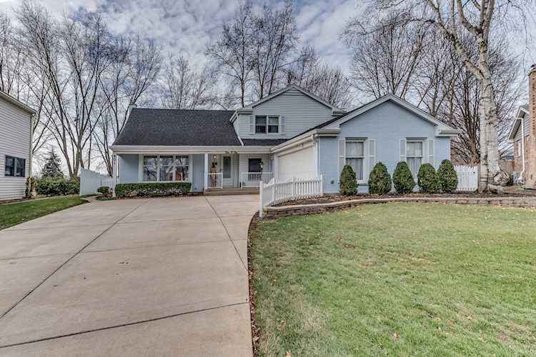 401 Ticonderoga Ln Naperville, IL 60563