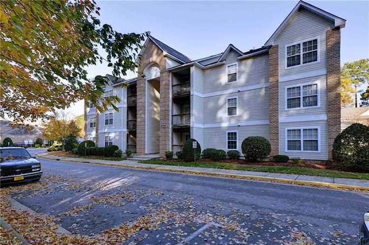431 Old Colonial Way #201 Newport News, VA 23608