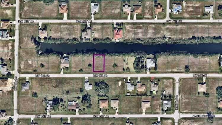 543 NW 14th St Cape Coral, FL 33993 | MLS 223006107 Photo 1