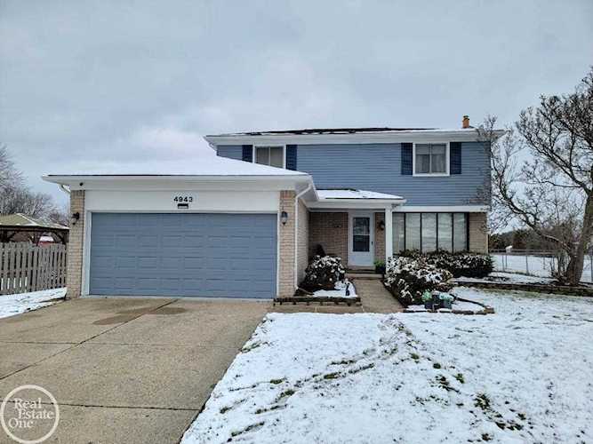 4943 Peachtree Sterling Heights, MI 48310