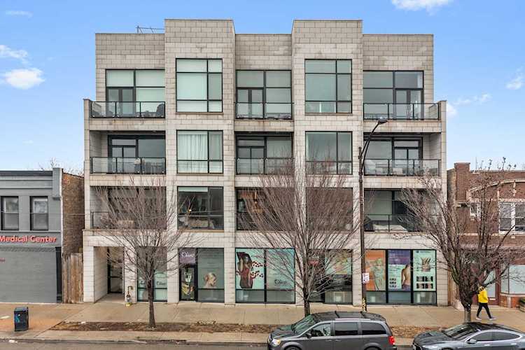 PHOTOS & DETAILS: 2550 W Fullerton Ave #4C, Chicago, IL 60647 For Sale - MLS #11701654 - Photos, Virtual Tour, School Info - Real Estate Listing Info Photo 1