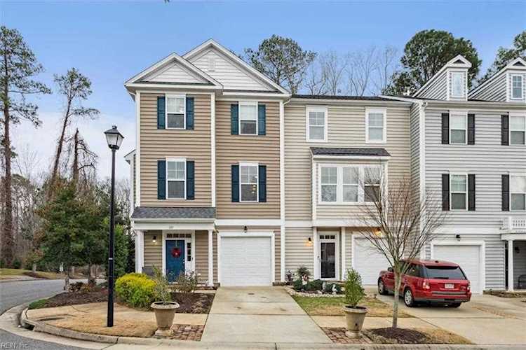 101 Prosperity Ct Williamsburg, VA 23188