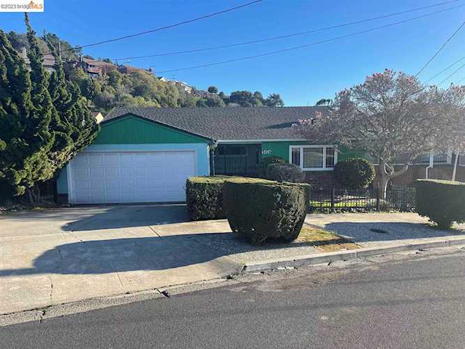 5426 Macdonald Ave El Cerrito, CA 94530
