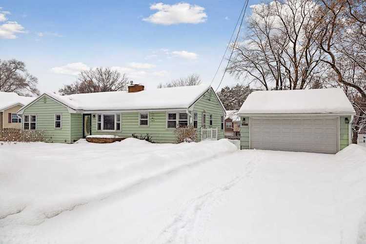 1991 7th Street N North Saint Paul, MN 55109