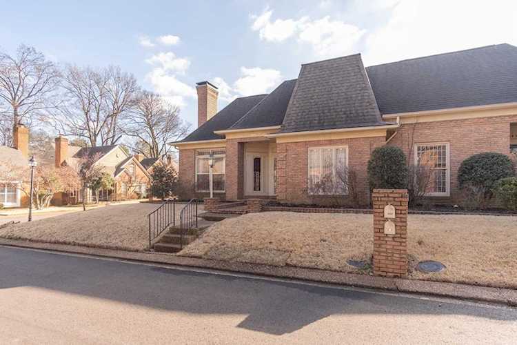 345 Greenway Pl Memphis, TN 38117 | MLS 10140879 Photo 1