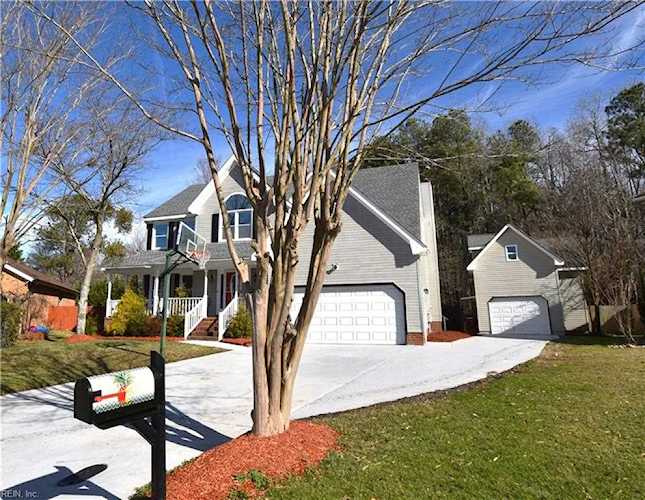 401 Yancy Ct Chesapeake, VA 23322 | MLS 10470969 Photo 1