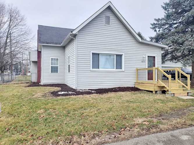 8213 S Sorgham St Daleville, IN 47334 | MLS 21902539 Photo 1
