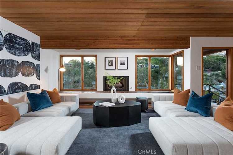 967 Meadowlark Ln Laguna Beach, CA 92651