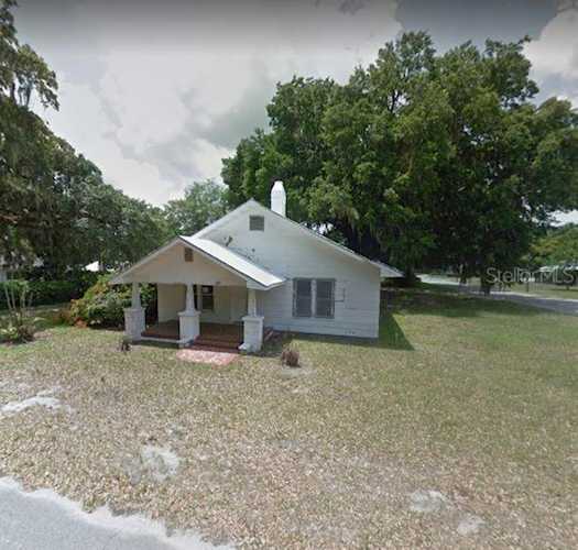 427 N Seminole Ave Fort Meade, FL 33841 | MLS A4558459 Photo 1