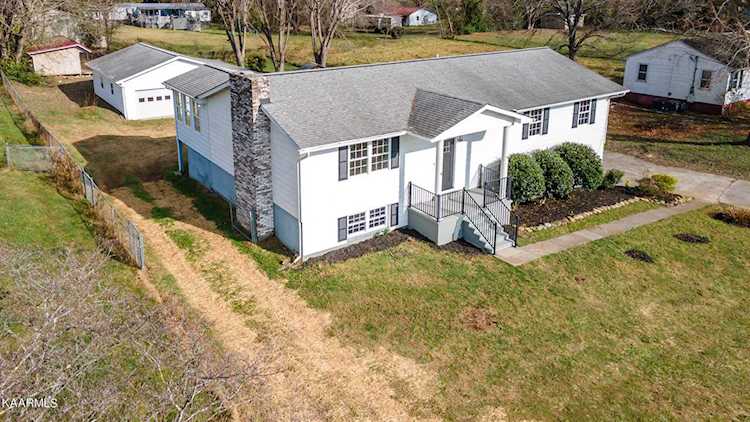 7838 Brickyard Rd Powell, TN 37849