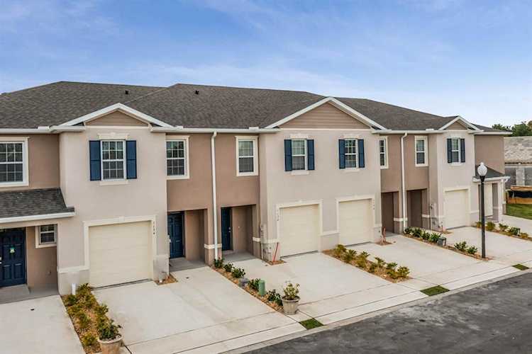 1029 Blue Jay Dr Davenport, FL 33837